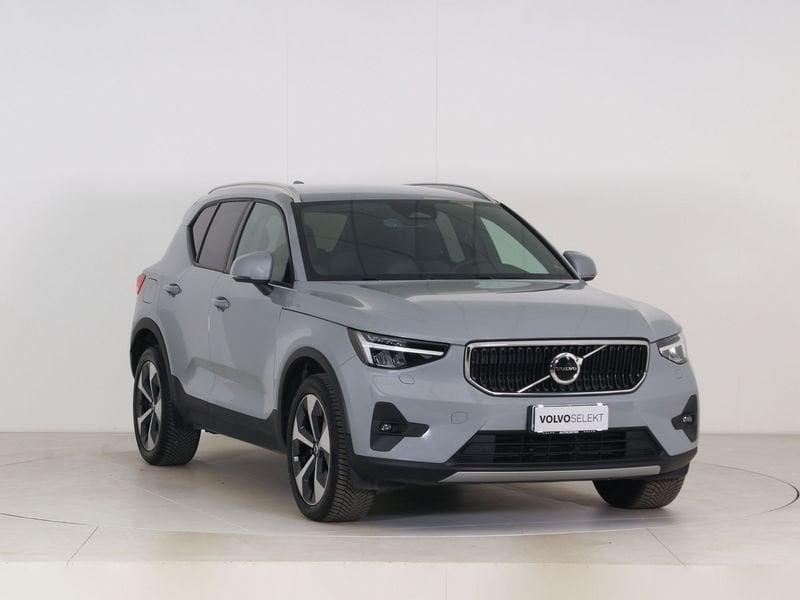 Volvo XC40 B3 automatico Core