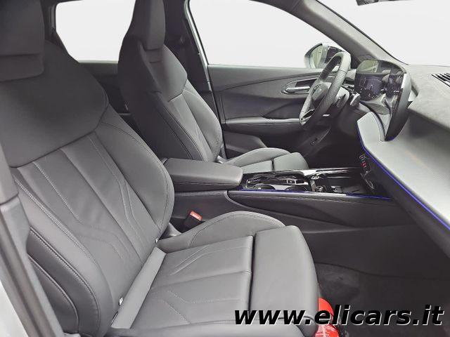 AUDI Q3 35 TDI S tronic S line NAVI LED-PLUS ACC PANO BL