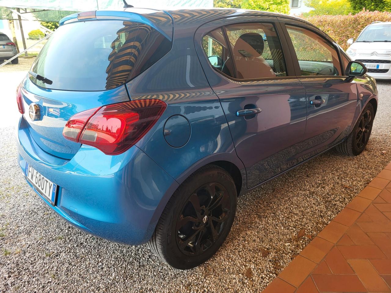Opel Corsa 1.2 5 porte Advance