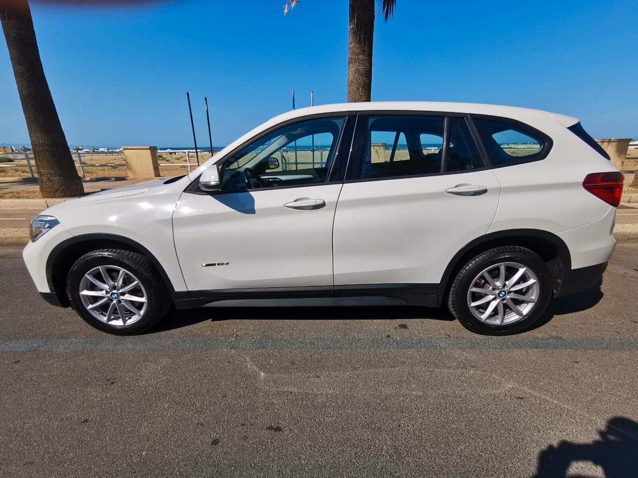 Bmw X1 sDrive18d Advantage 2016