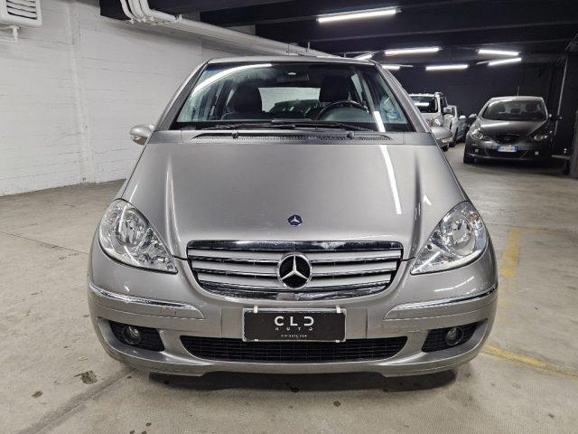 MERCEDES-BENZ A 200 CDI Elegance