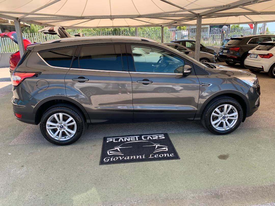 Ford Kuga 2.0 TDCI 120 CV S&S 2WD Powershift Business