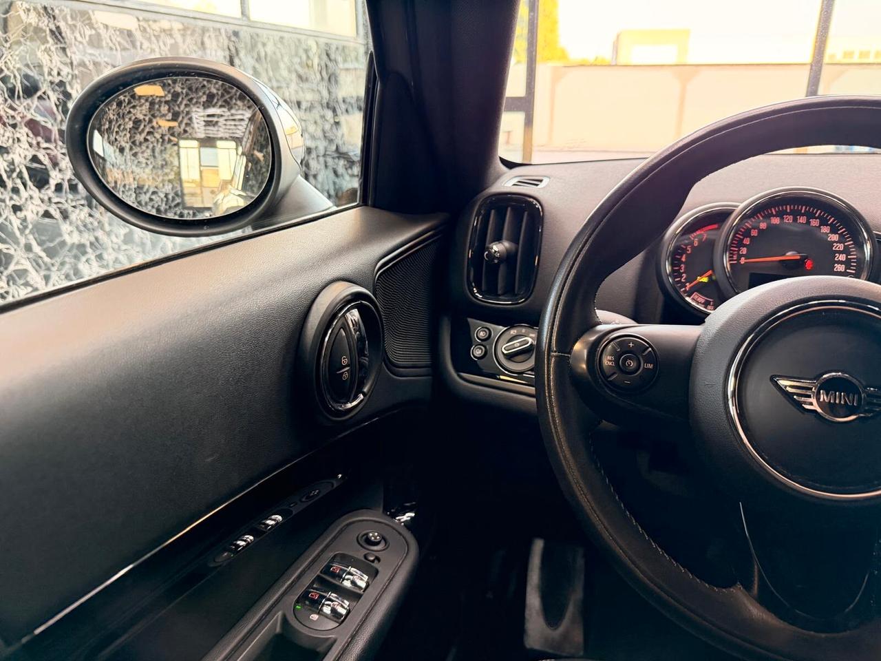 Mini Cooper Countryman 1.5 Baker Street