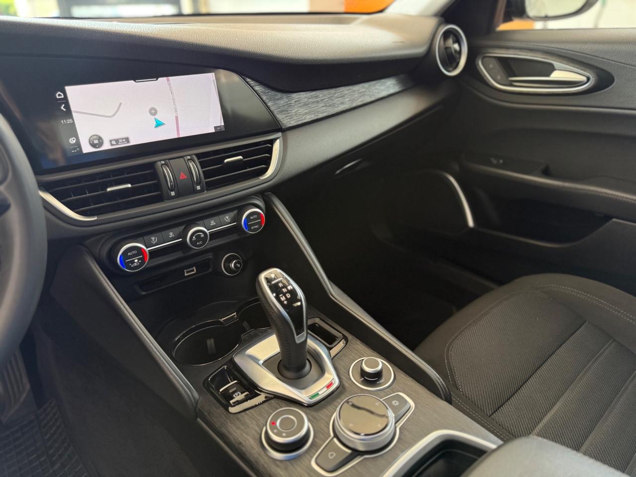 Alfa Romeo Giulia 2.2 Turbodiesel 160 CV AT8