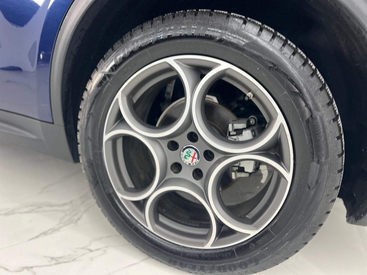 Alfa Romeo Stelvio 2.2 Turbodiesel 210 CV AT8 Q4 Super