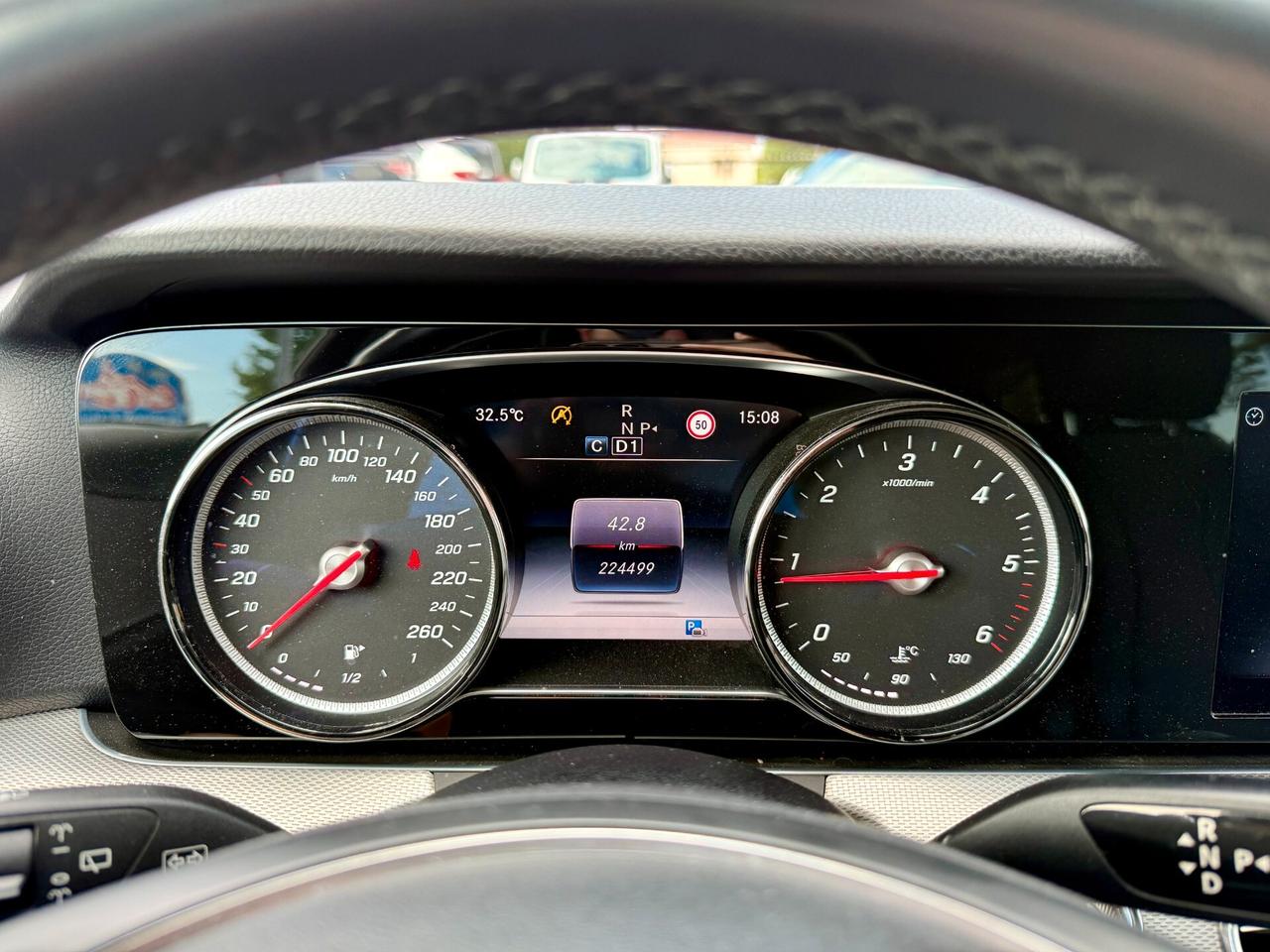 Mercedes-Benz E 220 d SW Business Sport 4matic auto 194cv