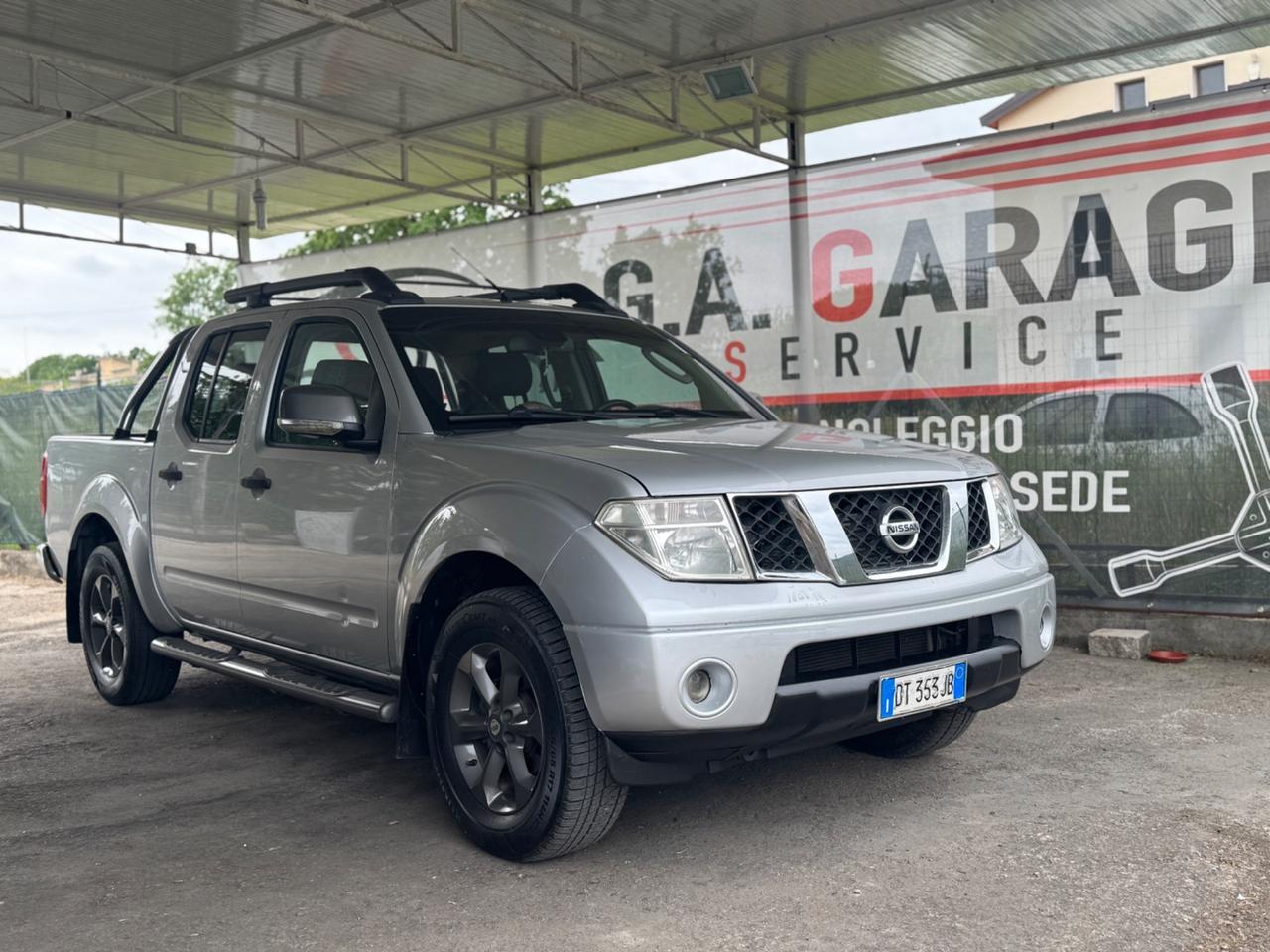 Nissan Navara 2.5 dCi 4 porte Double Cab Platinum