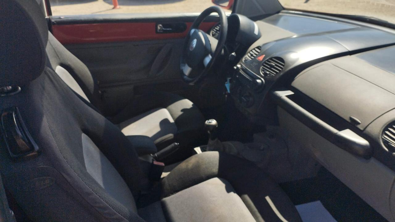 Volkswagen New Beetle 1.8 T 20V