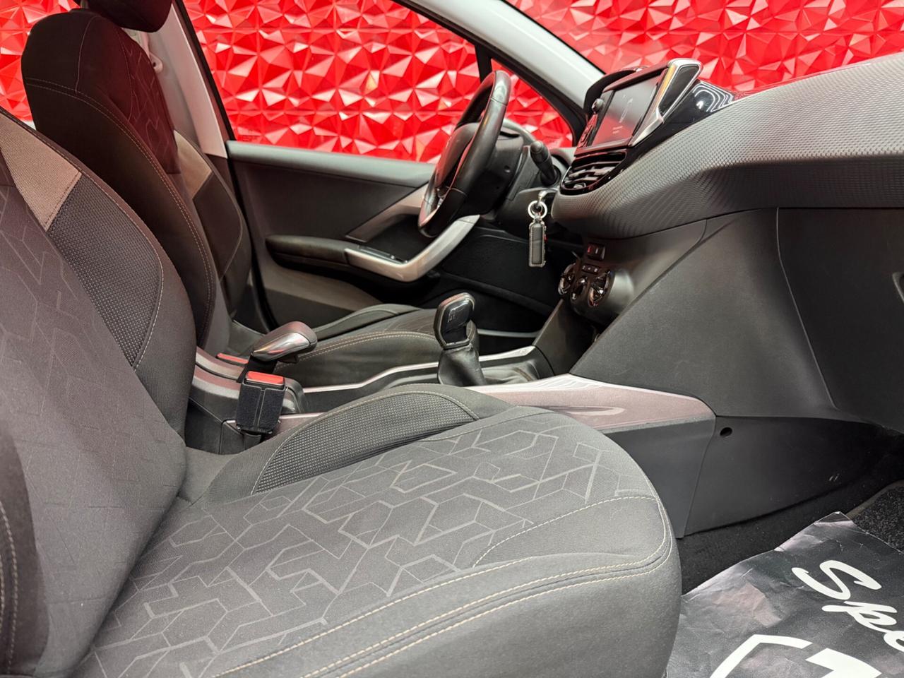 Peugeot 2008 1.6 e-HDi 92 CV Stop&Start Urban Cross OK NEOPATENTATI