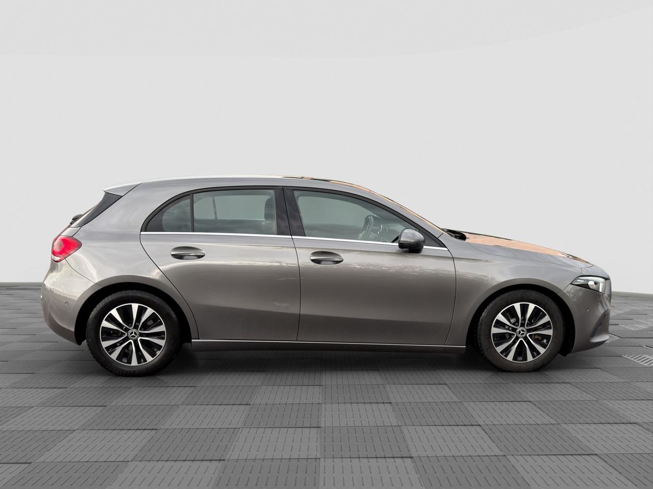 MERCEDES Classe A (W177) A 180 d Automatic Business Extra