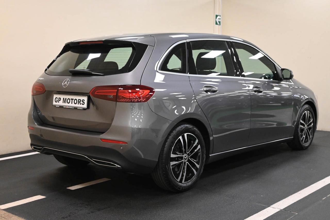 MERCEDES Classe B (W247) B 180 Automatic Ad...