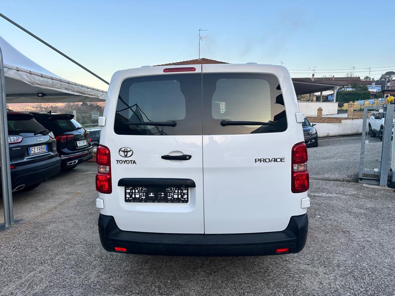 Toyota Proace Proace 2.0D 144CV S&S PL-SL-TN Furgone Long 4p.14q Active