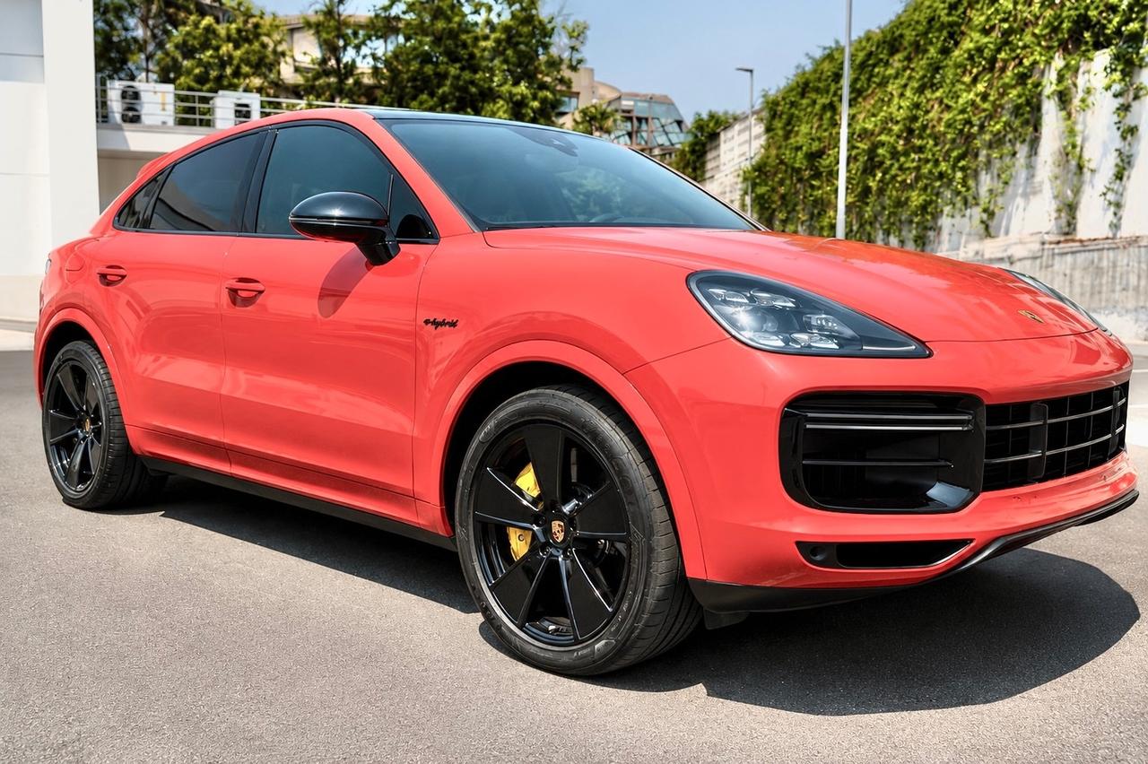 Porsche Cayenne 4.0 V8 Turbo S E-Hybrid 680CV IVA ESPOSTA