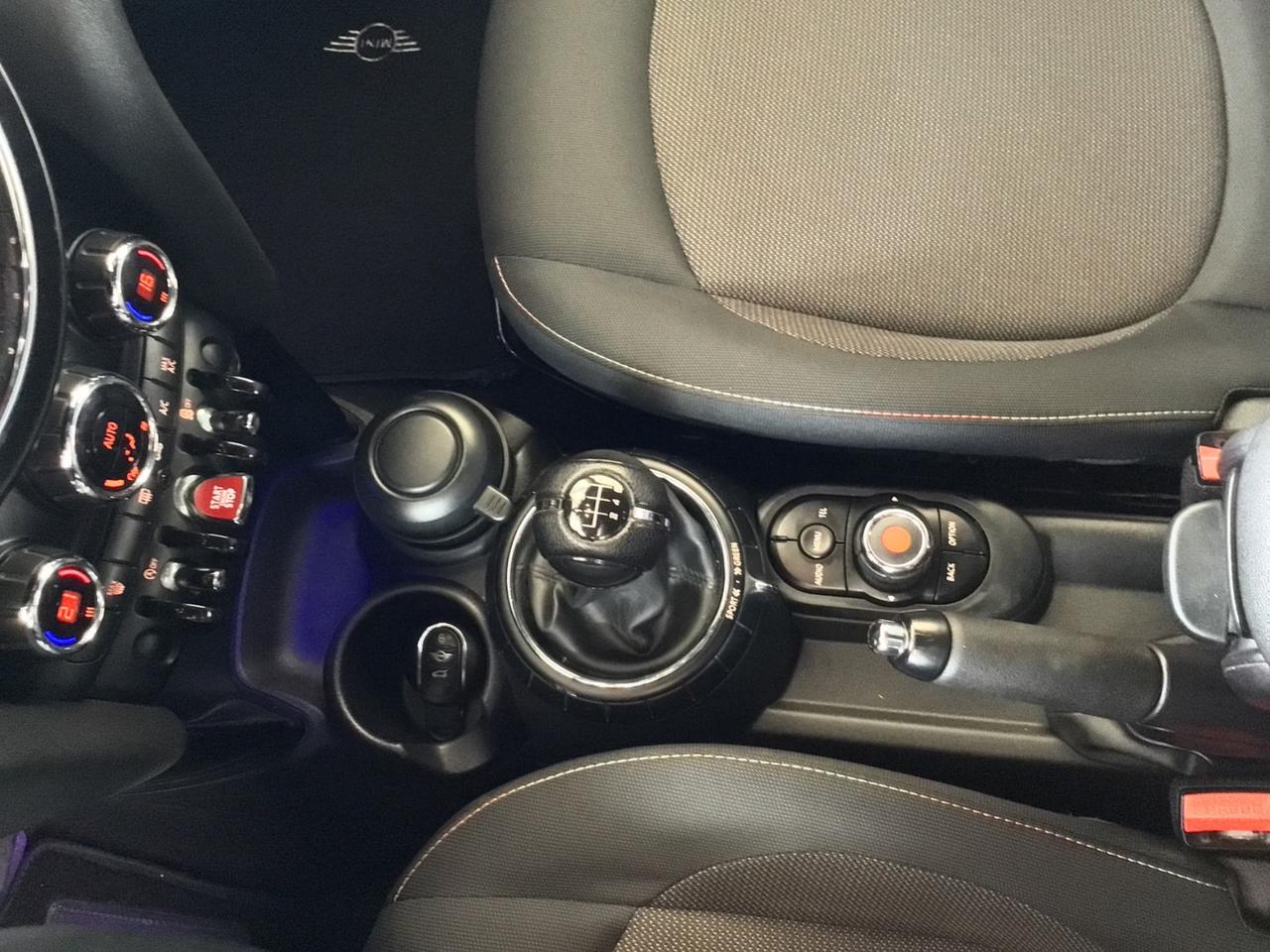 Mini 1.5 Cooper D Business 116Cv Diesel Turbo 5 porte