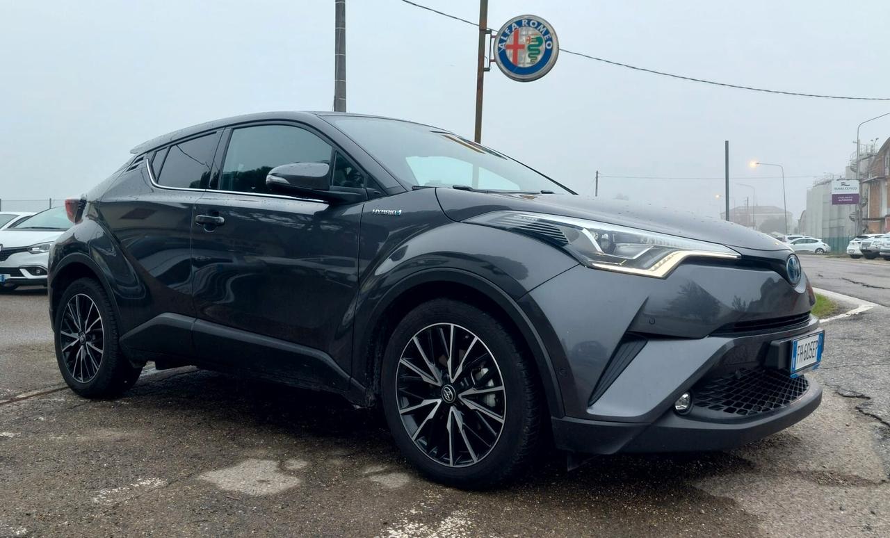 TOYOTA C-HR 1.8 HYBRID