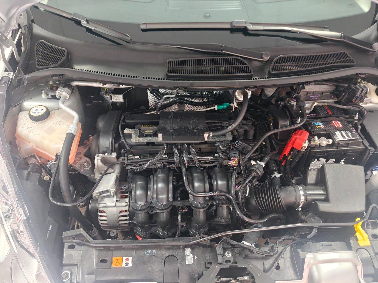 Ford Fiesta 5 Porte Fiesta 5p 1.4 16v Titanium c/esp Gpl E5