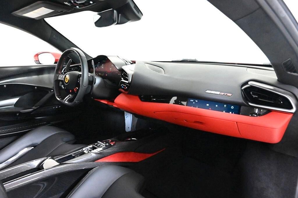 Ferrari 296 GTB -LEASING FULL INCLUSIVE - NOLEGGIO LUNGO TERMINE