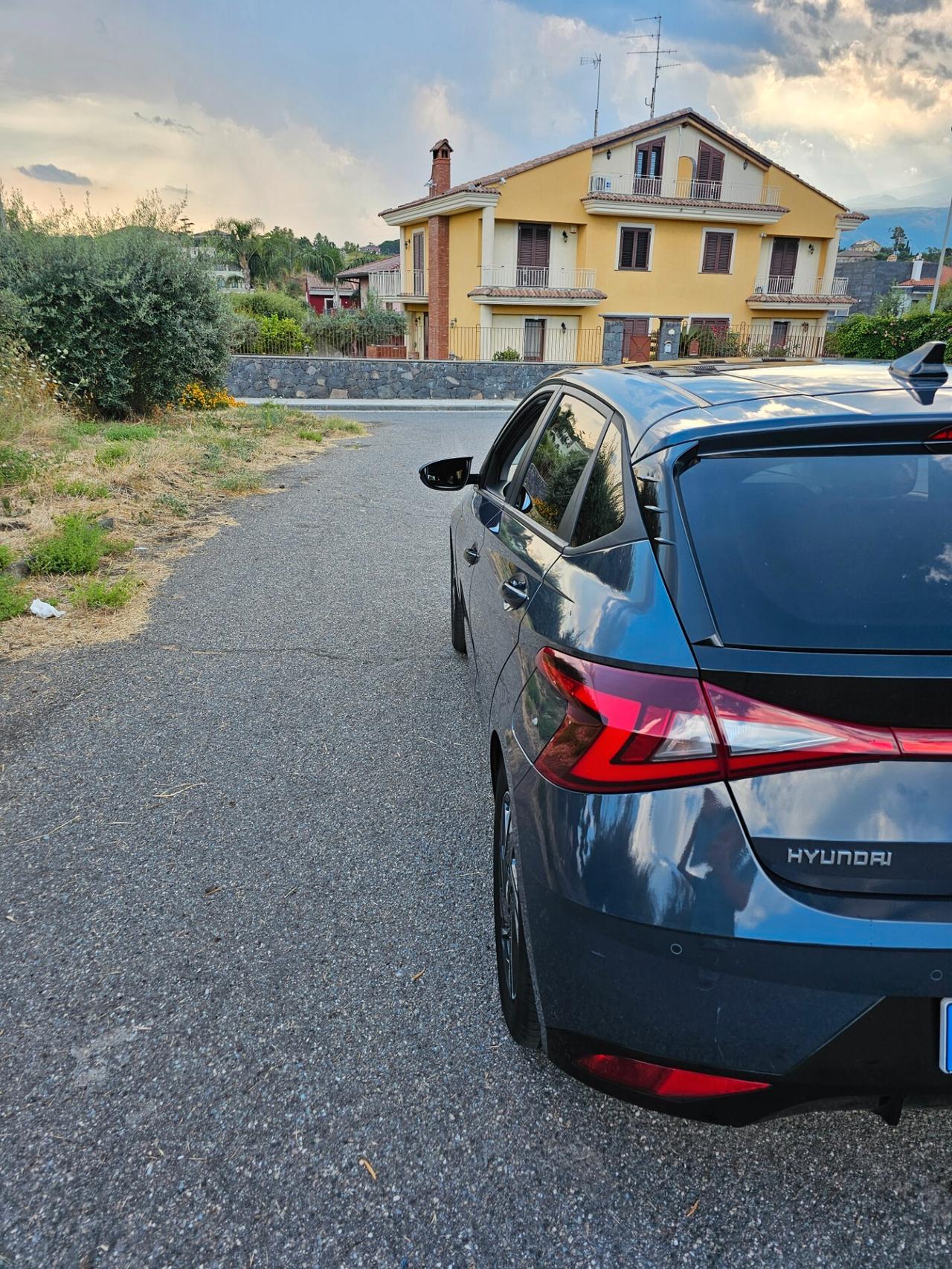 Hyundai i20 1.2 MPI MT GPL Connectline