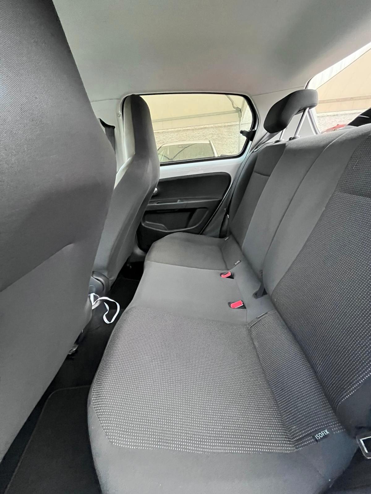 Volkswagen up! 1.0 75 CV 5p. high