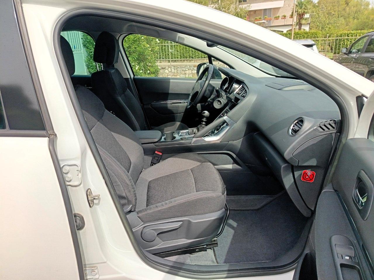 Peugeot 3008 1.6 hdi Business