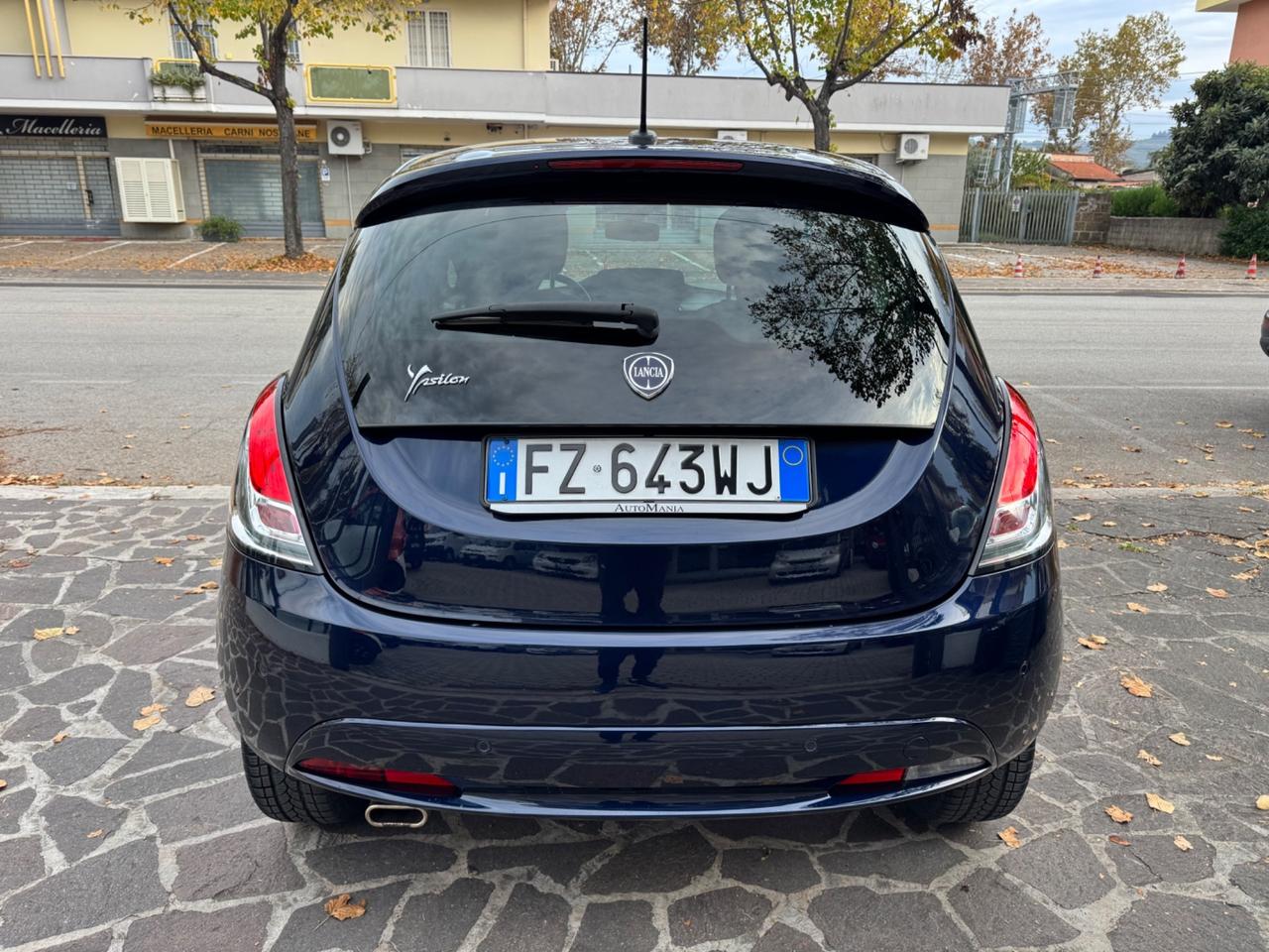 Lancia Ypsilon 1.2 69 CV 5 porte S&S Platinum (15 mila km!)