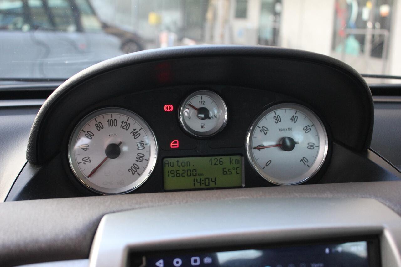 Lancia Ypsilon 1.2 60 CV Argento