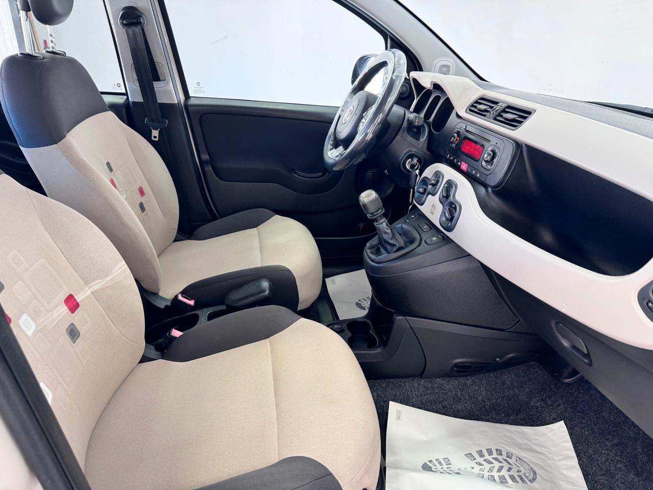 Fiat Panda 1.2 Lounge-GARANTITA-CITY CAR