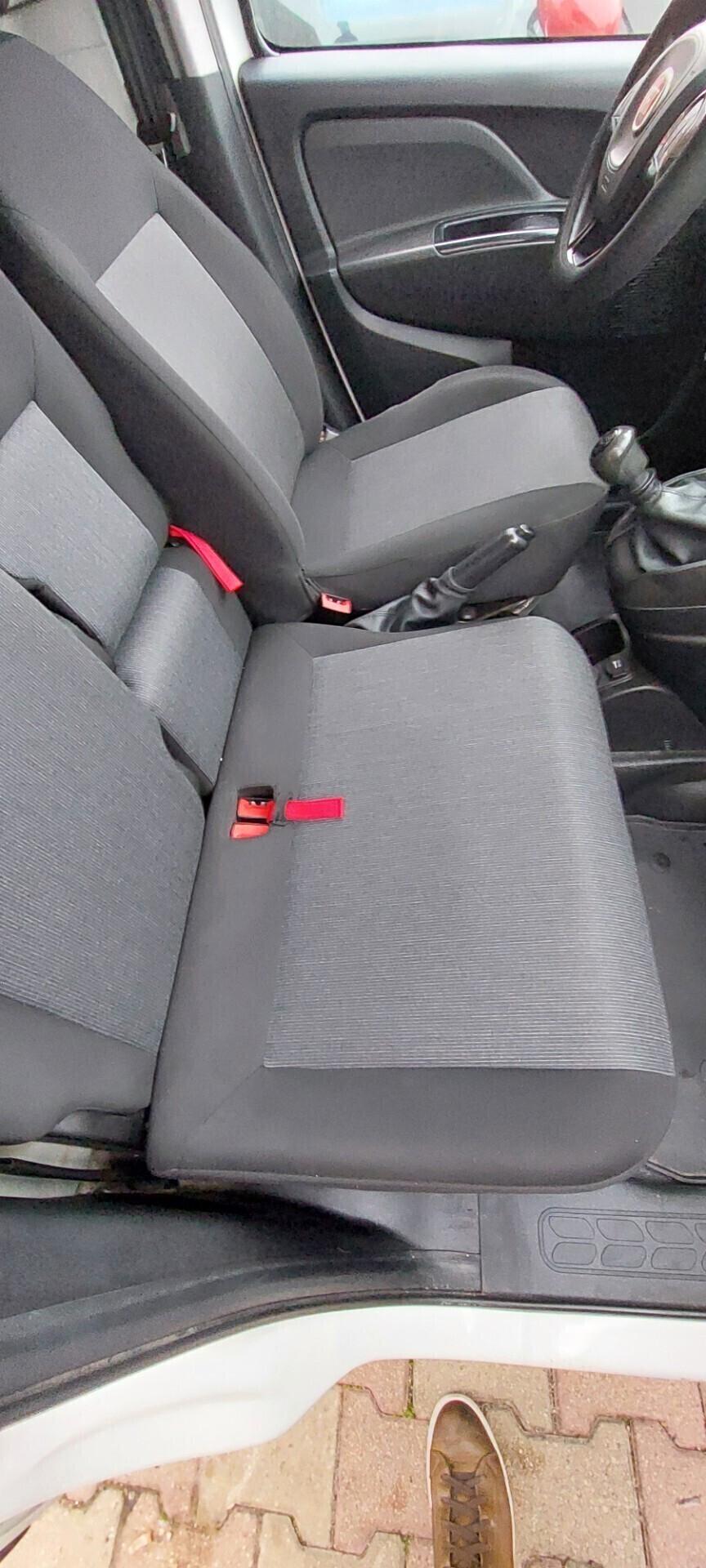 DOBLO" MAXI CARGO 3 POSTI 1,4 T-JET 120 CV METANO DI SERIE POCHI KM PARI AL NUOVO FULL FULL