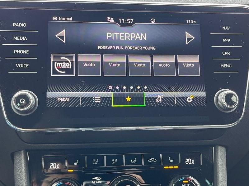 Skoda Superb Wagon 2.0 tdi evo Sportline 150cv dsg