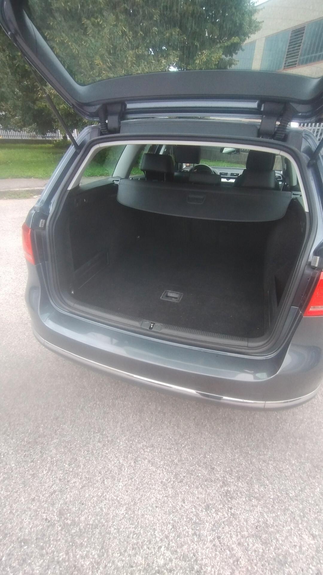 Volkswagen Passat 2.0 TDI DSG Highline BlueM. Tech.