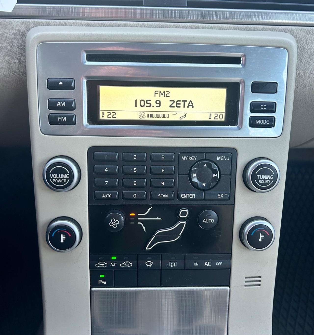 Volvo V70 2.0 D R-Design 2010