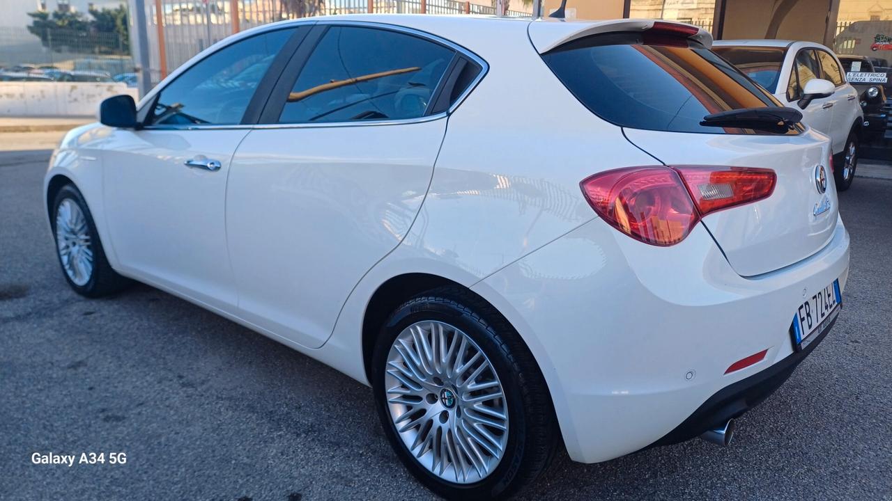 Alfa Romeo Giulietta 1.6 JTDm-2 120 CV Exclusive