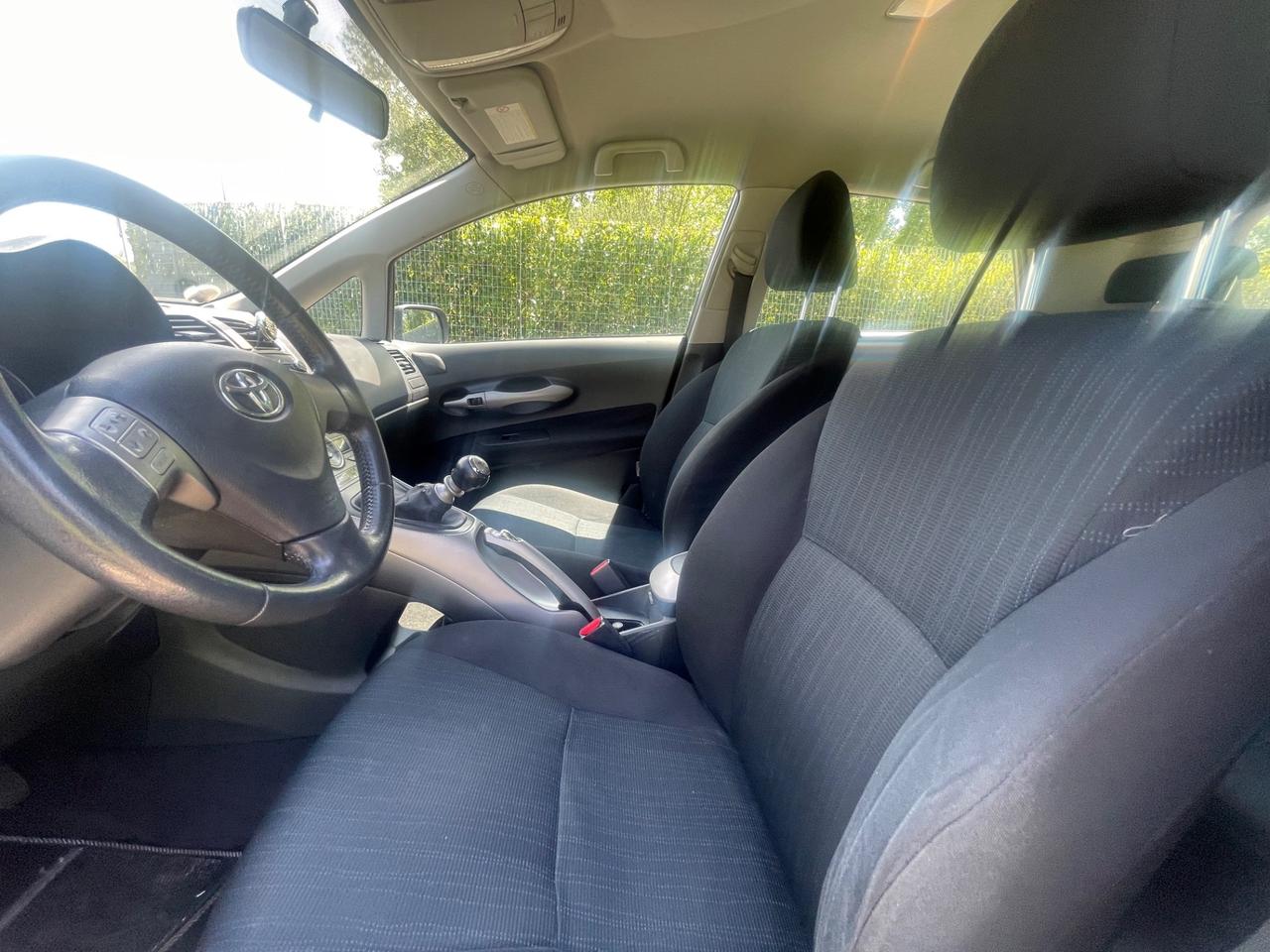 Toyota Auris 2.0 D-4D 5 porte Sol