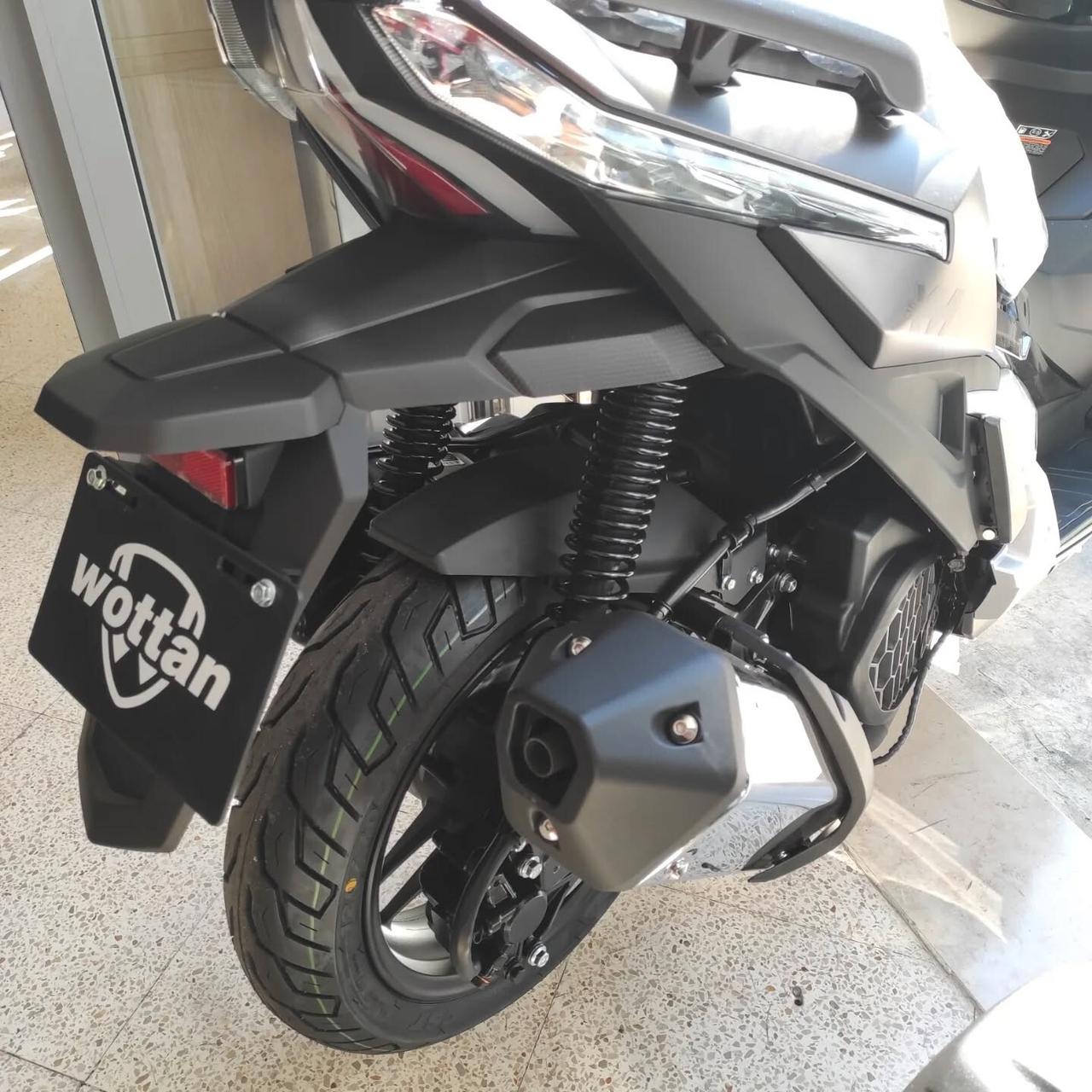 WOTTAN SIXTEEN 125 MOTORE VOGE 5 ANNI DI GARANZIA