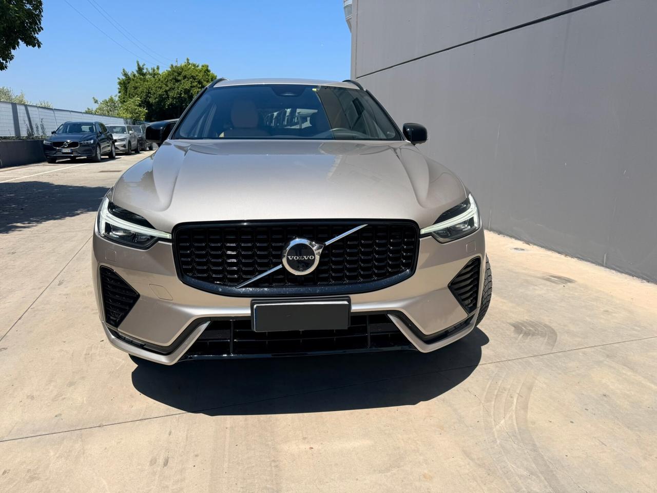 Volvo XC 60 XC60 B4 (d) AWD automatico Ultimate Dark