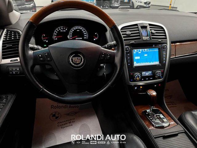 CADILLAC SRX 3.6 V6 Elegance rwd auto