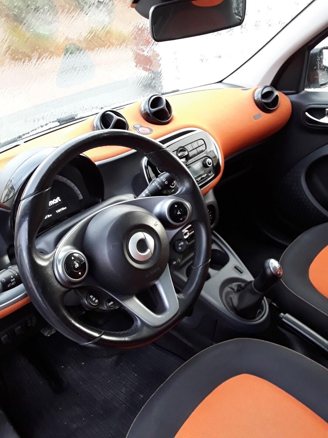 SMART FOUR FOUR 1.0 PASSION