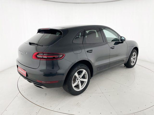 PORSCHE Macan 2.0