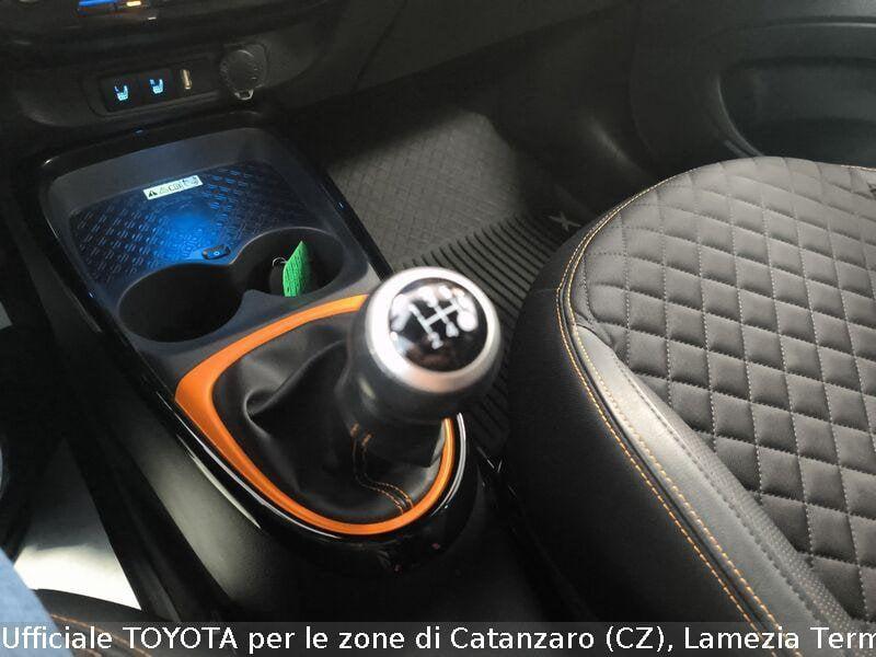 Toyota Aygo X Aygo X 1.0 VVT-i 72 CV 5 porte Limited