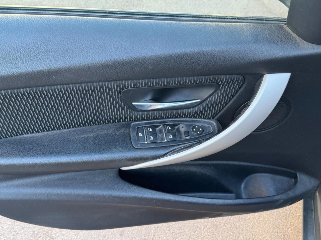 Bmw 320 Touring Luxury led nav