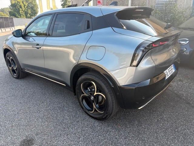 Alfa Romeo Junior 1.2 145 CV Hybrid eDCT6 Q4 Intensa