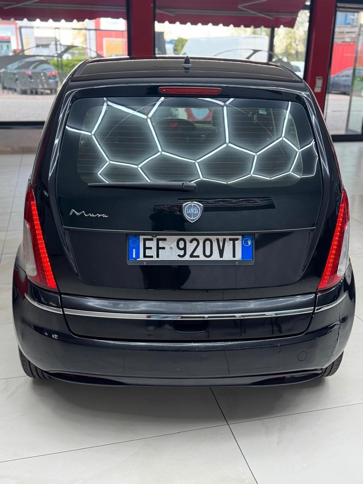 Lancia MUSA 1.3 Mjt 95 CV DFN Gold