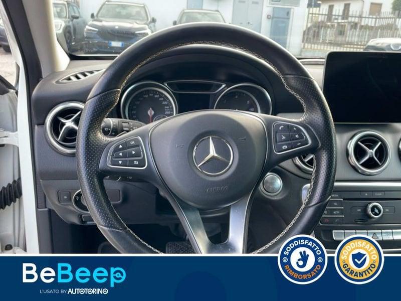 Mercedes-Benz GLA 180 D SPORT AUTO