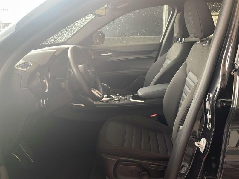 Alfa Romeo Stelvio 2.2 TD 160 CV Super AT8 RWD