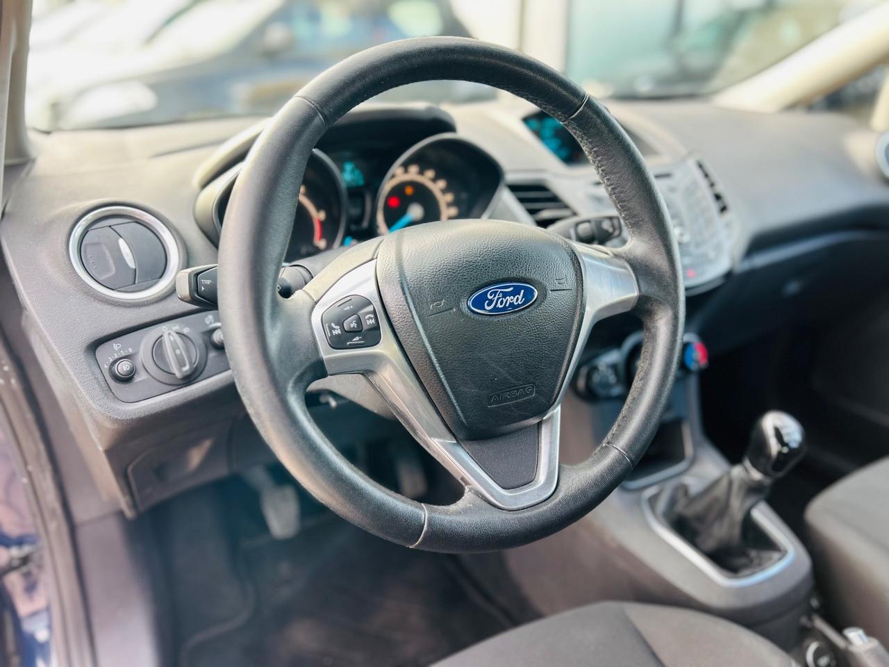 Ford Fiesta 1.5 TDCi 75CV 5 porte Titanium