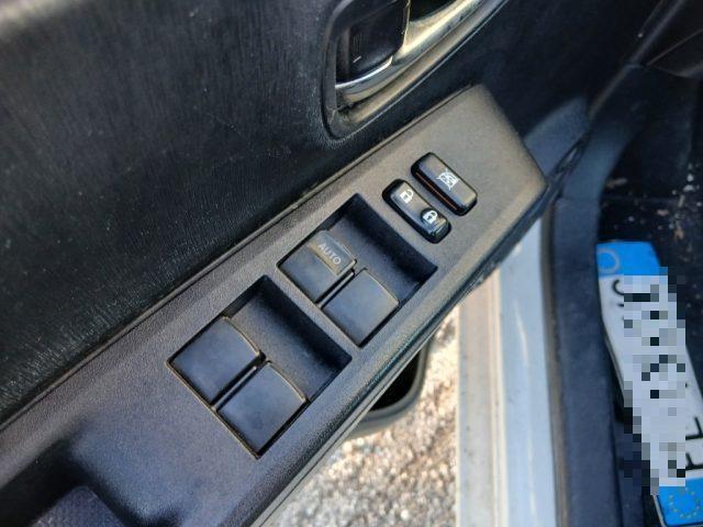 TOYOTA Yaris 1.0 5 porte