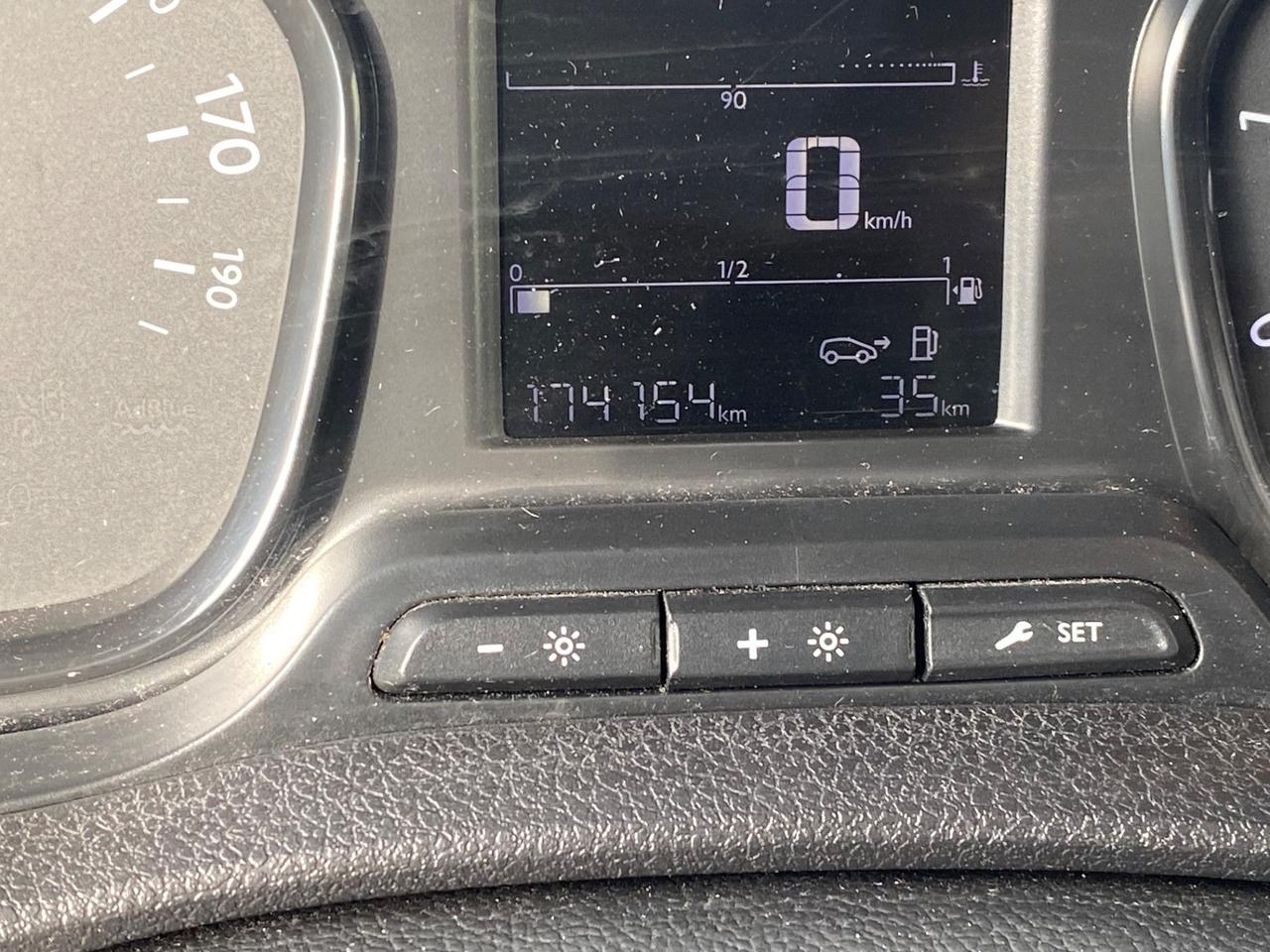 Opel VIVARO 6 POSTI AUTOCARRO