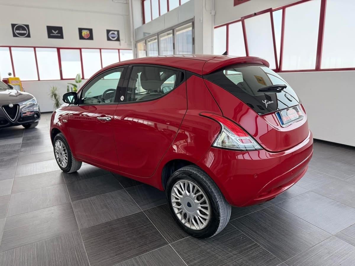 Lancia Ypsilon 0.9 TwinAir 85cv Metano/Benz 2017 Elefantino