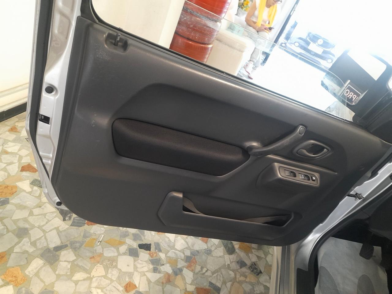 Suzuki Jimny 1.3i 16V cat 4WD Special