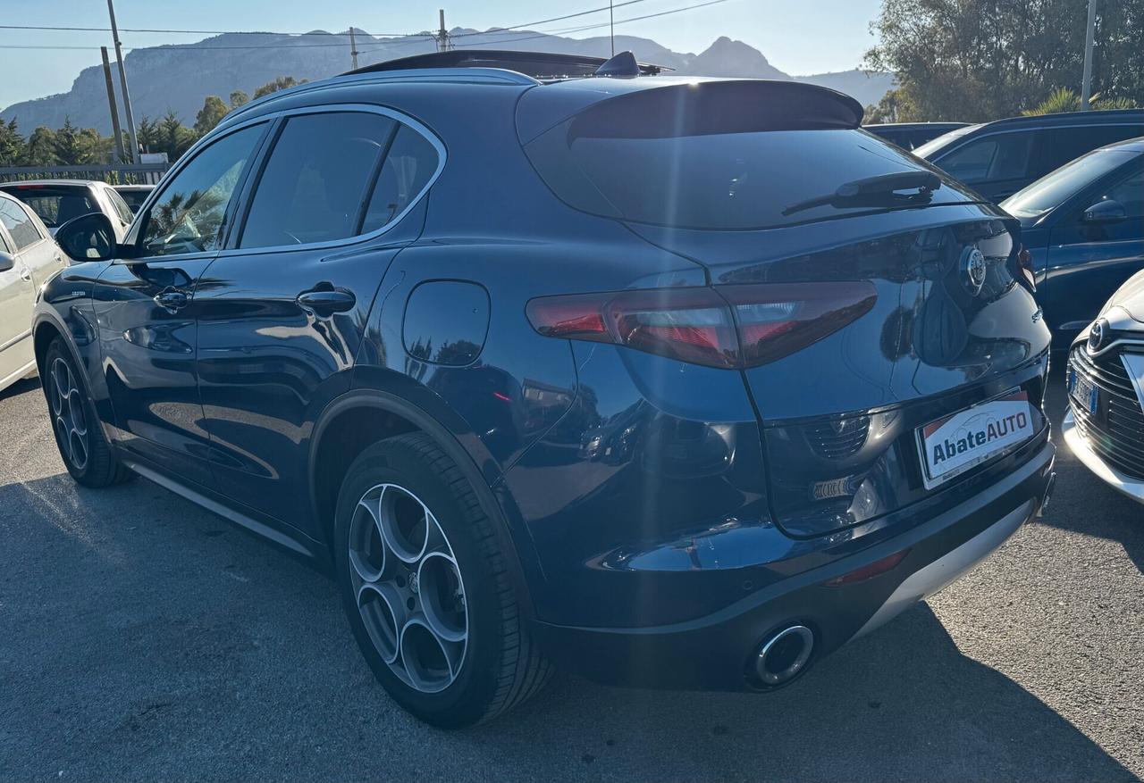 Alfa Romeo Stelvio 2.2 Turbodiesel 160 CV AT8 RWD Super N1